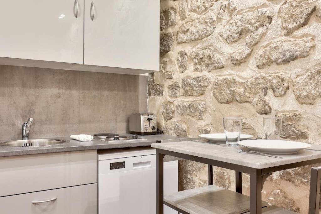 Ferienwohnung Studio Confortable Au Coeur De Paris Exterior foto