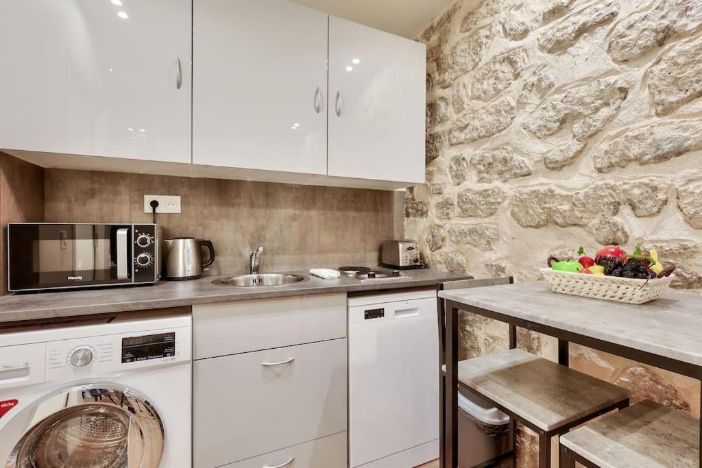 Ferienwohnung Studio Confortable Au Coeur De Paris Exterior foto